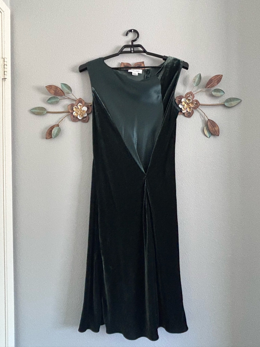 Calvin Klein Elegant Velvet Twist Front Dark Green Dress
